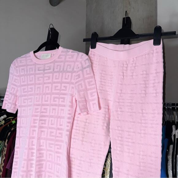 Givenchy XS 4G Monogram Lace Knit Top Legging Set in Light Pink - Picture 6 of 15